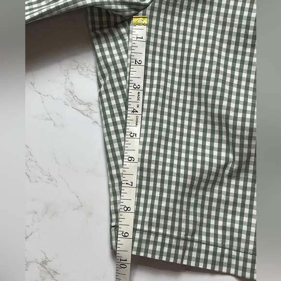 Land’s End women’s green/white gingham print shorts, size 2 - Picture 10 of 13